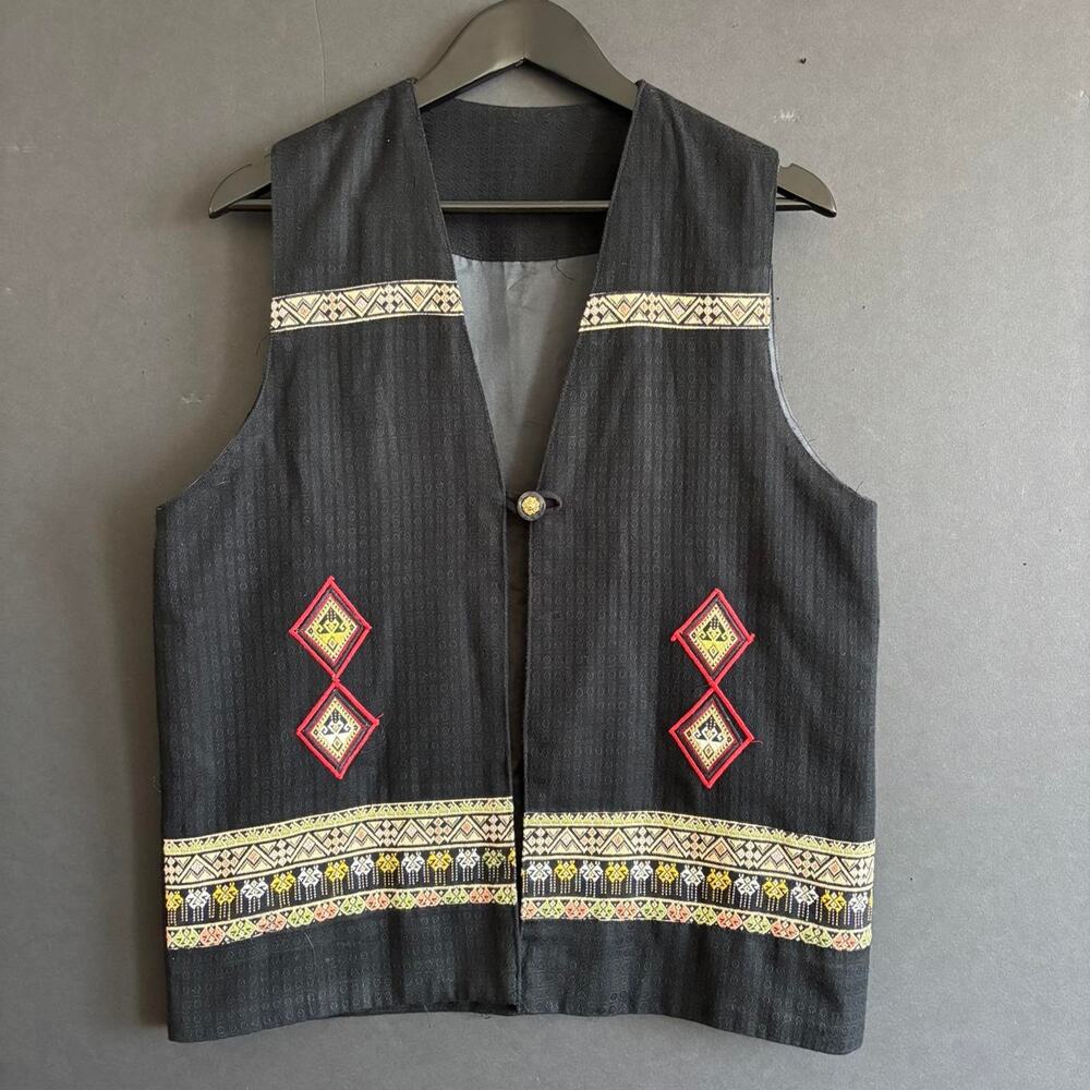 Vintage 90s Black Embroidered Folk Boho Vest Geometric Trim - Size M/L